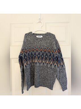 🩵 4/$20 Old Navy Kids Crewneck Sweater in‎ Gray with Blue and Orange Accents